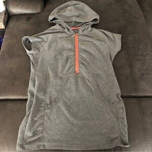 ⭐️Host Pick⭐️ Thyme Maternity Grey Nursing Hooded Shirt Size Medium